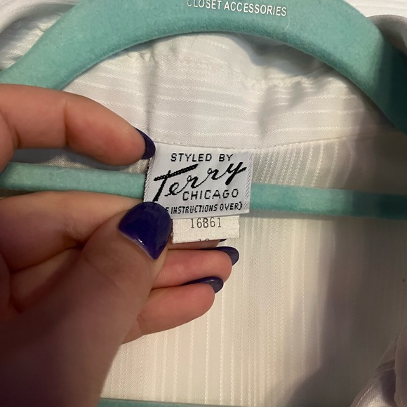 White Ruffled Blouse - Picture 4 of 5